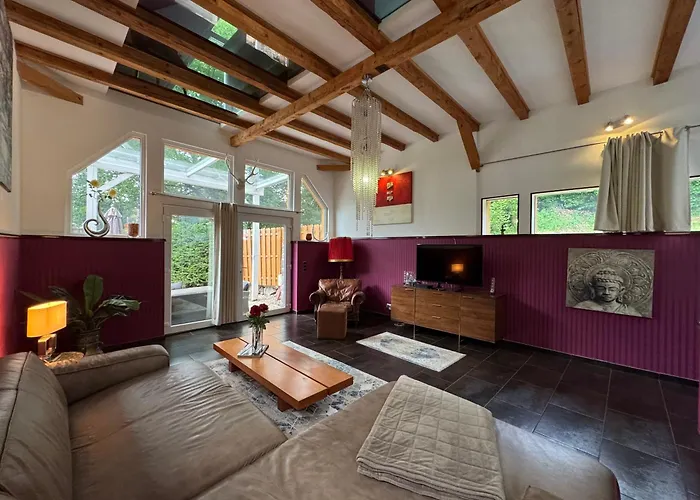 Chalet Stahl - Ferienhaus mit Pool