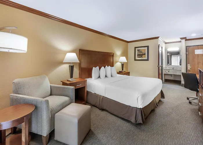 Best Western Plus Atrium Inn