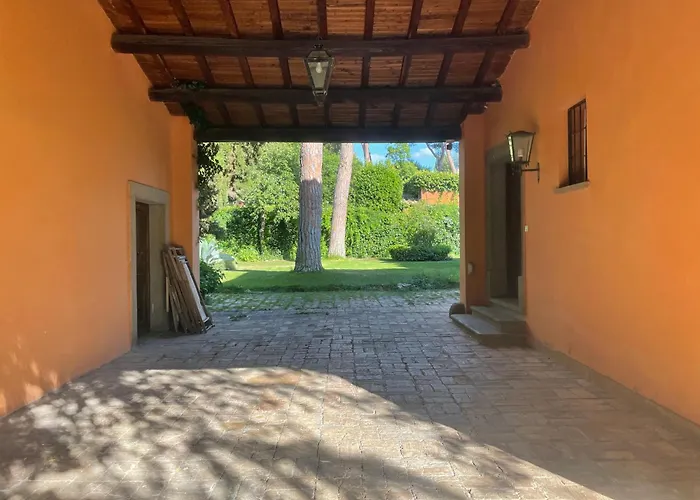 Luxury Villa - Appia Antica