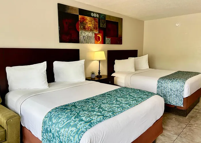 Shining Light Inn & Suites