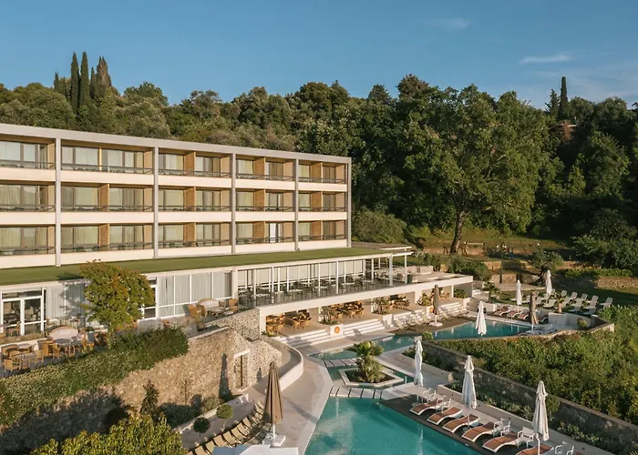 Pet Friendly hotel: Divani Corfu Palace