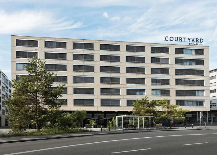 Courtyard By Marriott North