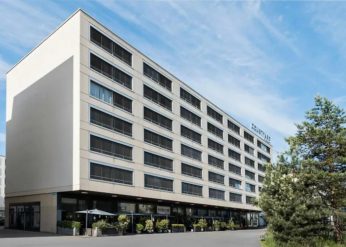 Courtyard By Marriott North