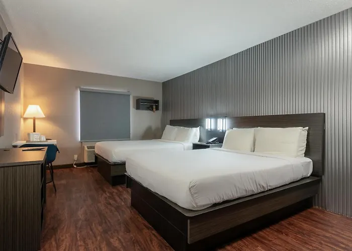 Dog friendly hotels Studio 6 Limon, Co I 70