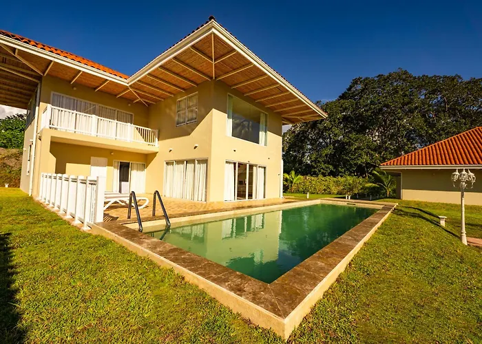  Bella Terra Laguna Azul & Spa