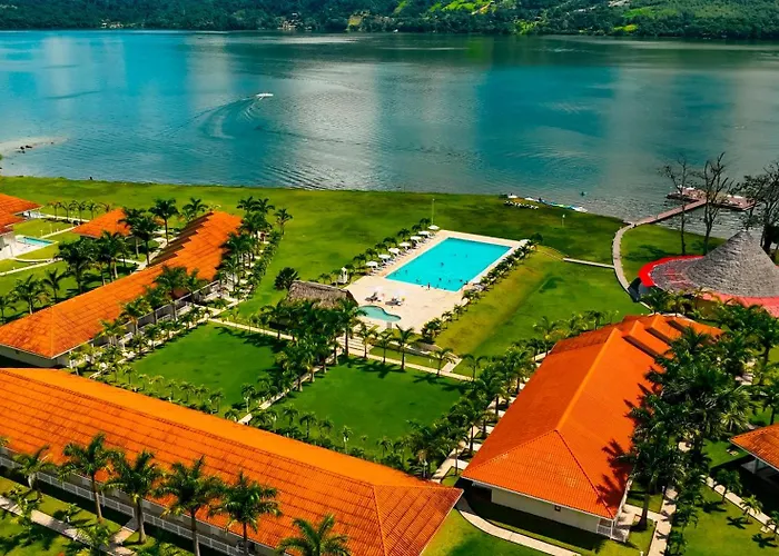  Bella Terra Laguna Azul & Spa