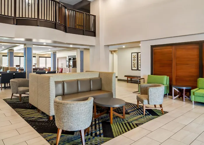 Holiday Inn Express & Suites Jacksonville South East - Medical Center Area By Ihg