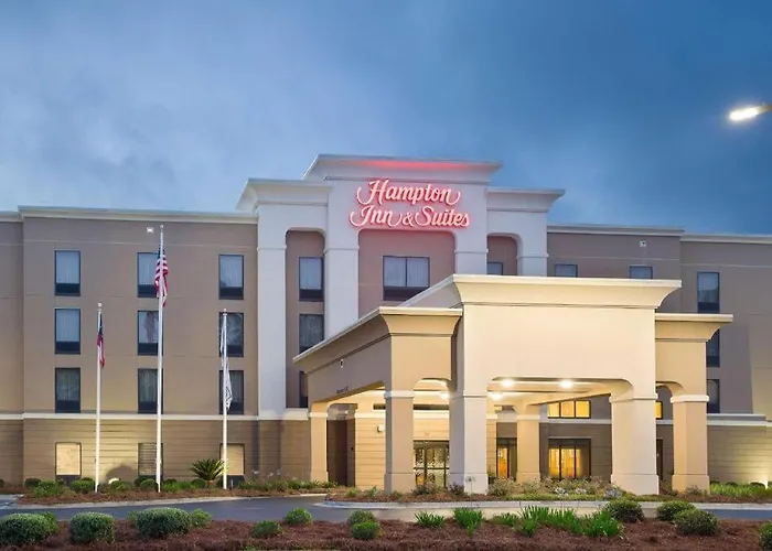 Hotels with tennis Hampton Inn & Suites Savannah-Airport