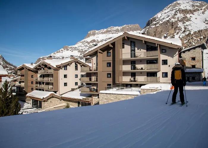 All Vacation Rentals Chalets Izia - Village Montana