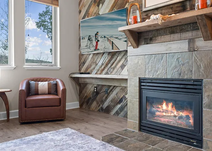 Crestview Condominiums By All Seasons Resort Lodging