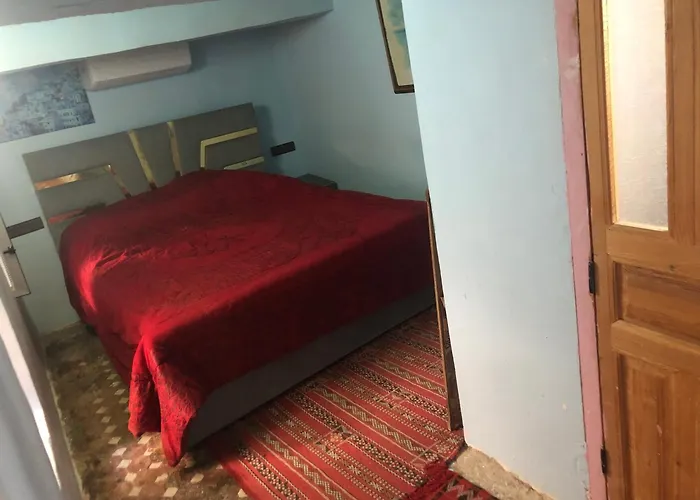 Hostel Rcif