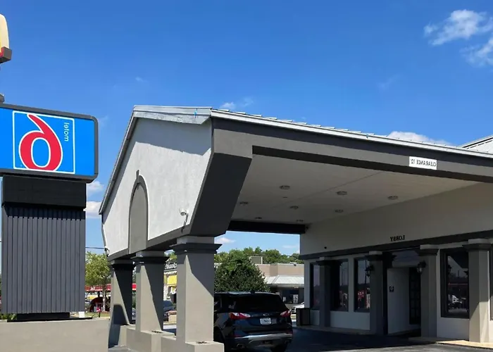 Motel 6 Al