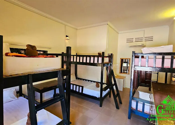 Garden Village Guesthouse&Pool Bar