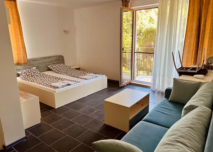 Limani Guest House