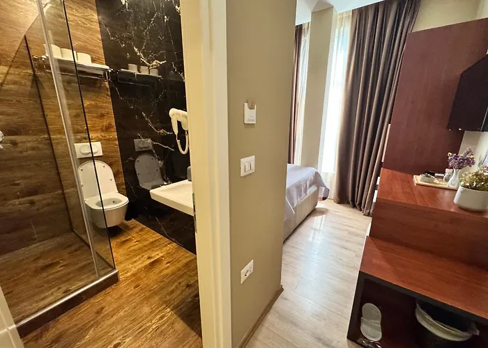 4R Colombo Hotel