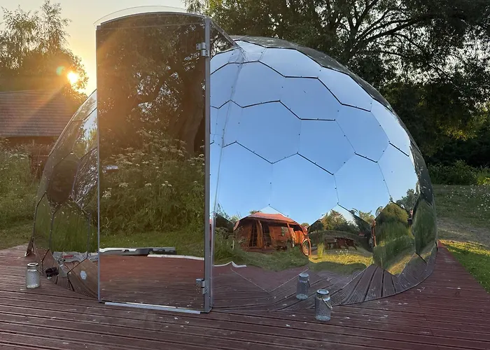 Acorn Glade Glamping