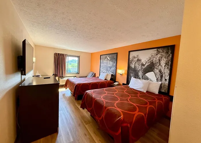 Super 8 By Wyndham Hillsville
