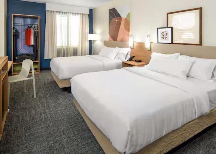 Spark By Hilton Toronto Airport