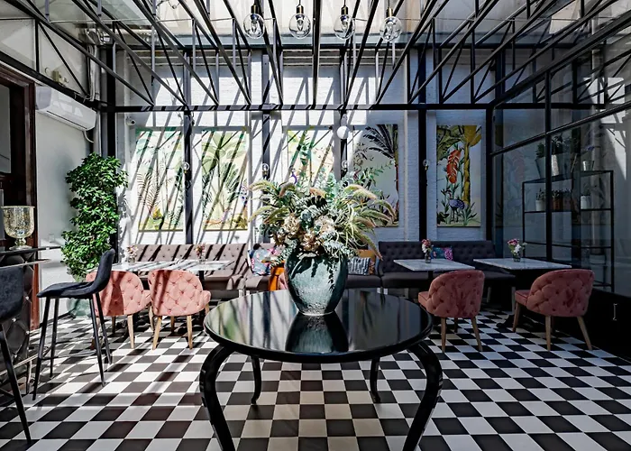 House Beletage-Boutique Hotel