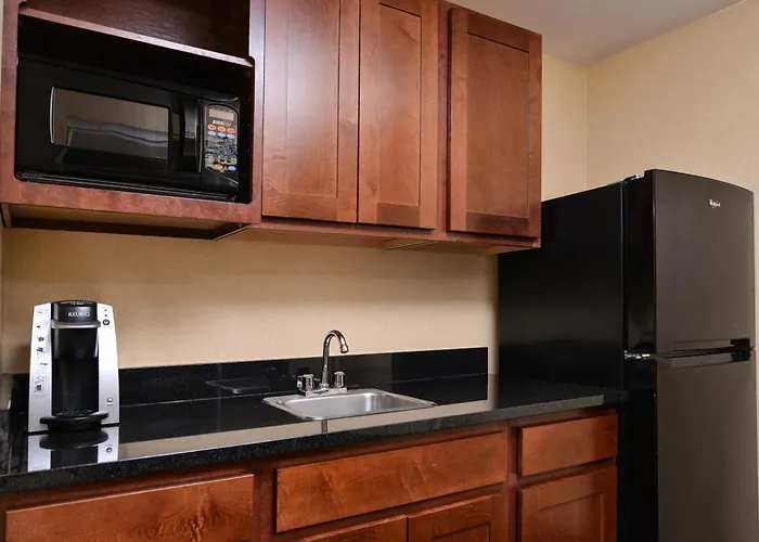 Holiday Inn Express Hotel & Suites West Chester By Ihg