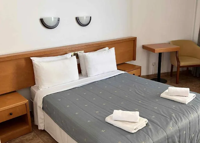 Flamingo Beach Hotel