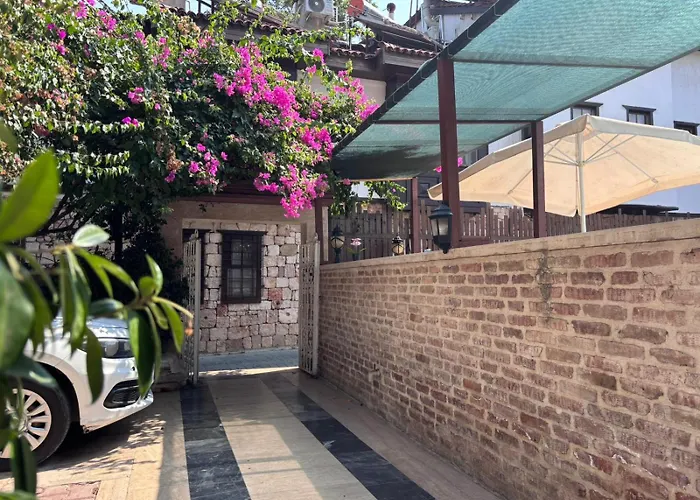 Urcu Hotel
