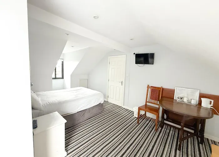 Guests house Lynfield Lodge