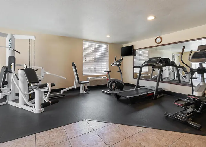 Best Western Plus John Jay Inn & Suites