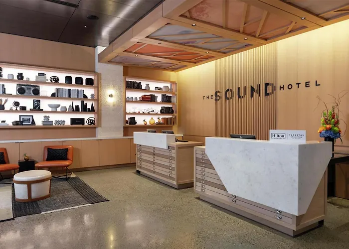 Sound Seattle Belltown, Tapestry Collection
