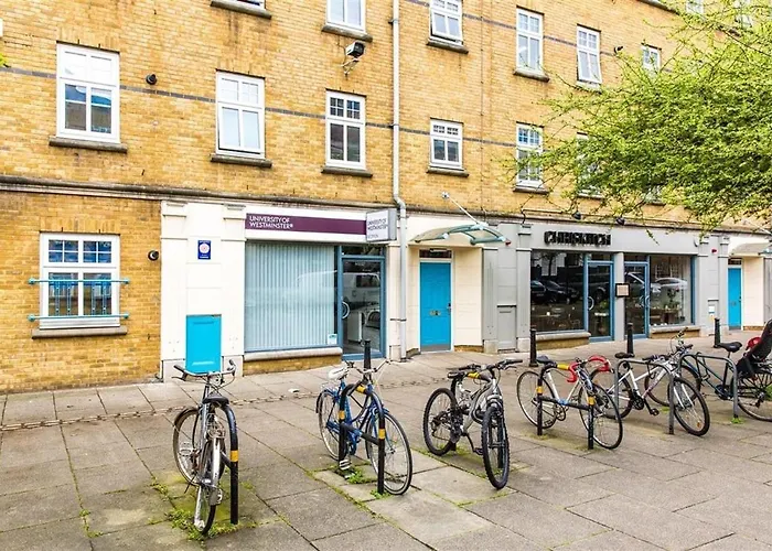 Hotels Close to Airport Alexander Fleming House, London