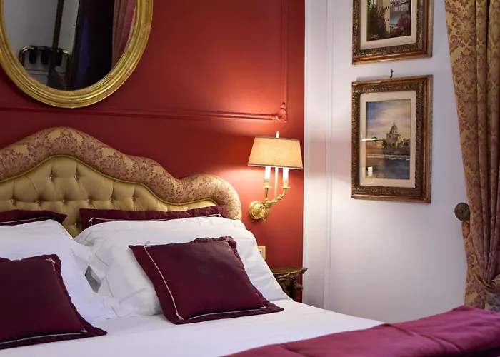 Hotels Close to Airport Stanze Del David Place