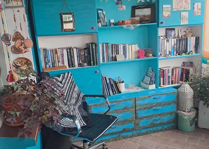 Alem Casa de Familia