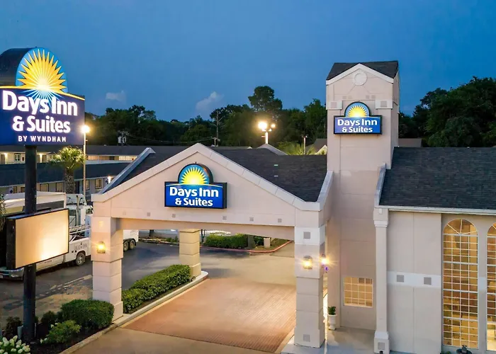 Motel: Days Inn By Wyndham Nacogdoches/Sfa University/Downtown