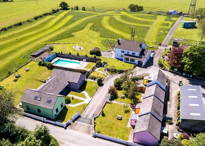 All Vacation Rentals Trenewydd Farm Holiday Cottages