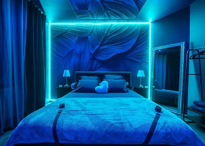 Love room - Luxuria Avignon
