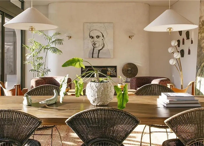 Basq House