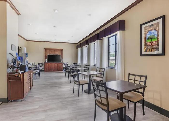 Best Western Mineola Inn