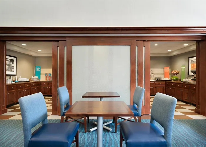 Hampton Inn & Suites Middletown