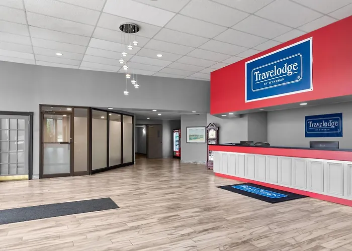 Travelodge By Wyndham Lindsay