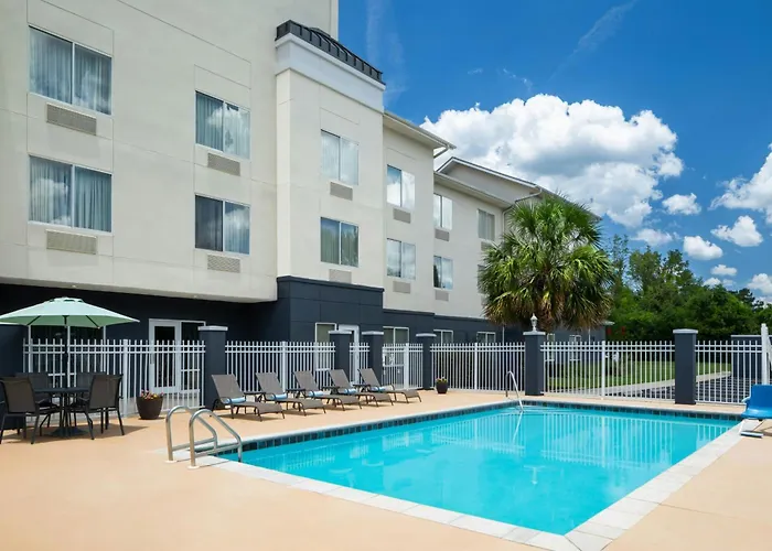 Fairfield Inn & Suites Marianna