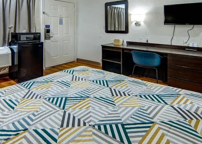 Motel 6-Longview, Tx