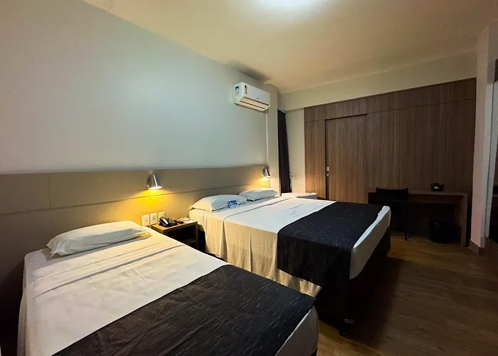 Hotel Valerim Itajai / Navegantes