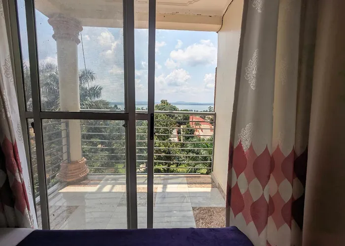 Hotel Royal Nest Entebbe