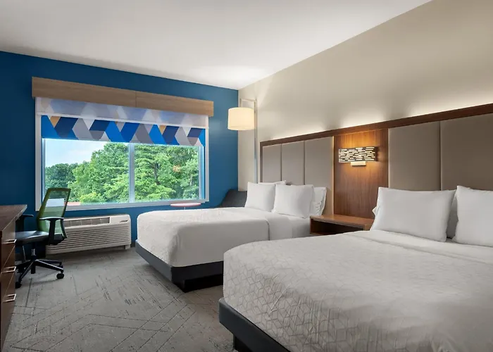 Holiday Inn Express Queensbury-Lake George Area By Ihg