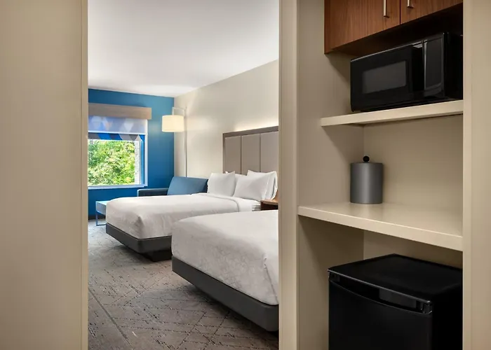 Holiday Inn Express Queensbury-Lake George Area By Ihg