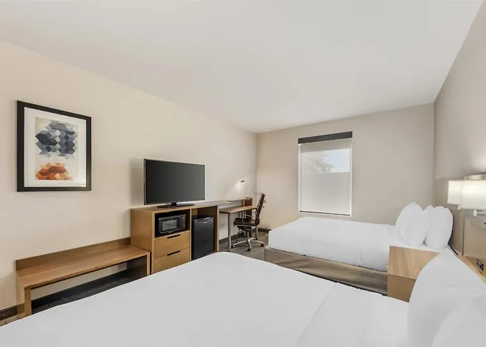 Best Western Green Oak Inn & Suites