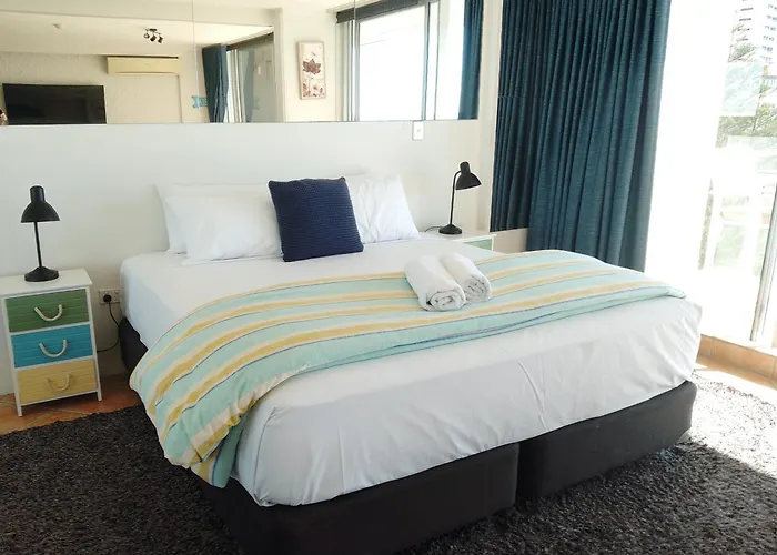 One The Esplanade Apartments On Surfers Paradise