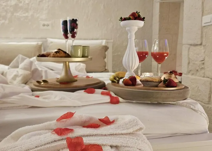 Malely Suite Romantic Luxury Suite