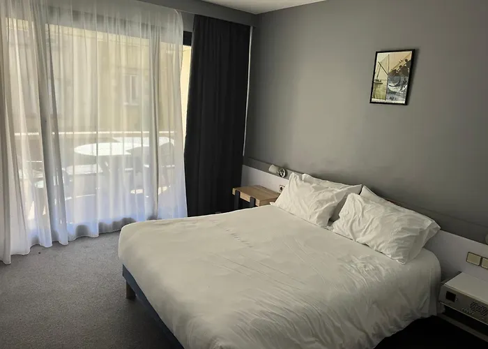 Hôtel Dupleix - Hyper centre - Réouverture
