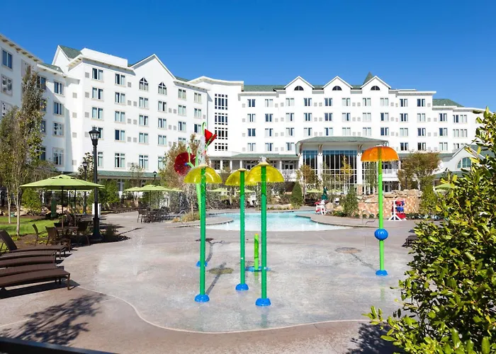 Dollywood'S Dreammore And Spa